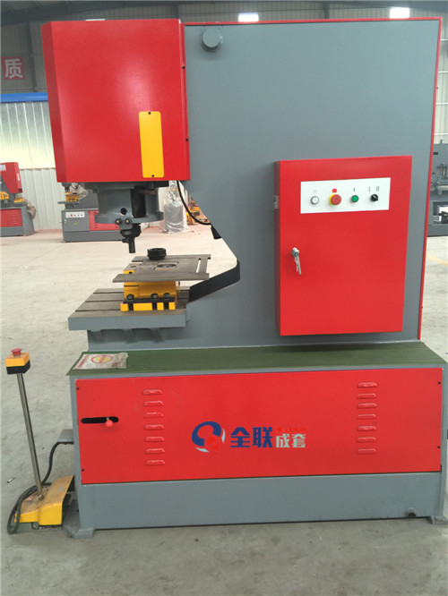 聯合液壓沖(chong)孔機 聯合液壓沖(chòng)孔機