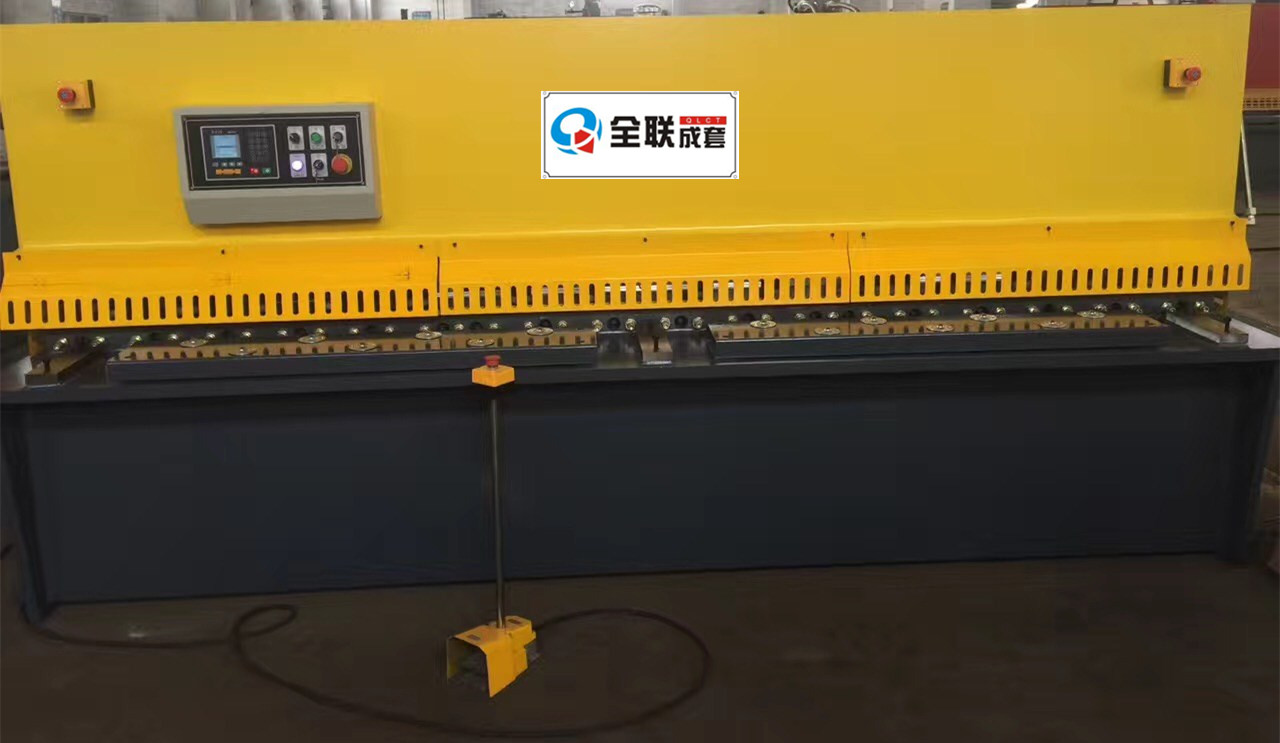 剪闆機 剪闆機(ji)