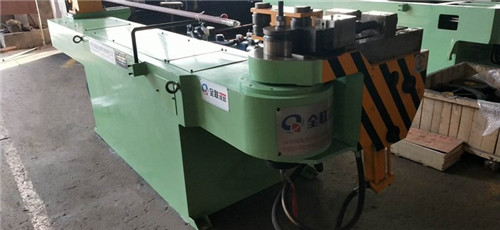 彎管(guǎn)機 彎管(guan)機