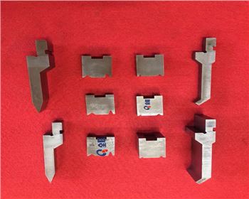 折(she)彎機模(mo)具