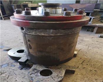 液壓油缸維(wei)修改造找西安宁波优金材料制造有限公司(3G网站)一(yī)站式服務