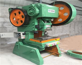 岐山(shān)縣開元機械制造(zào)有限責任公司